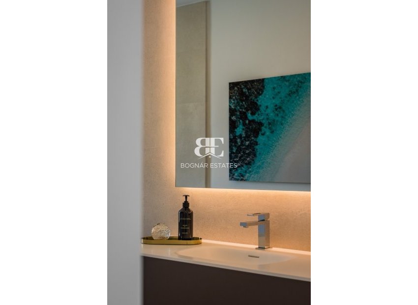 Resale - Villa -
Marbella - Sierra Blanca