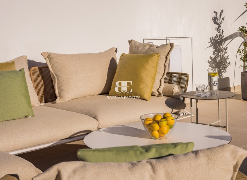 Resale - Villa -
Marbella - Sierra Blanca
