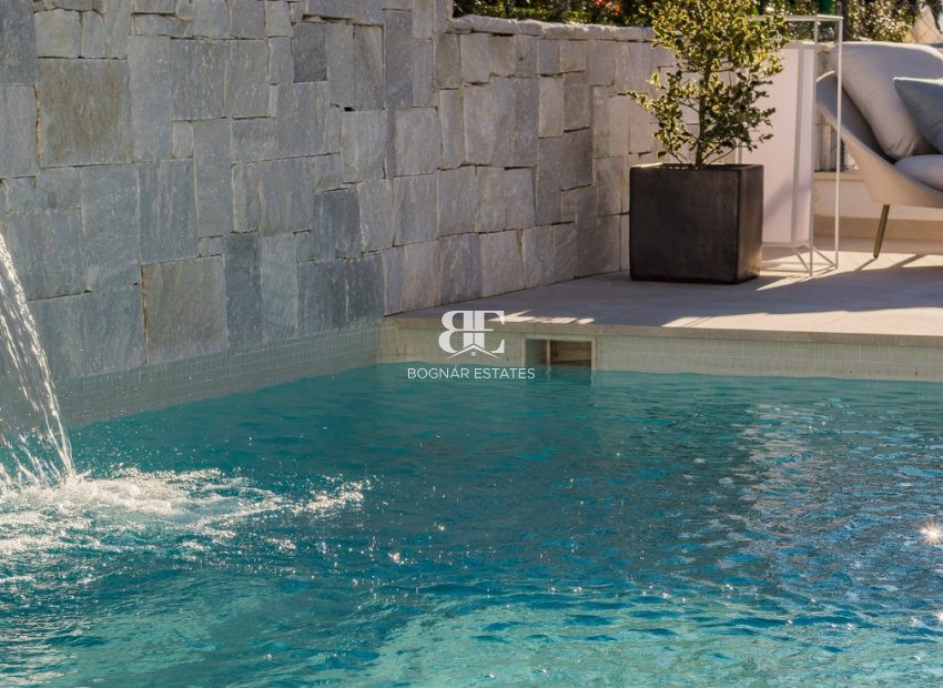Resale - Villa -
Marbella - Sierra Blanca