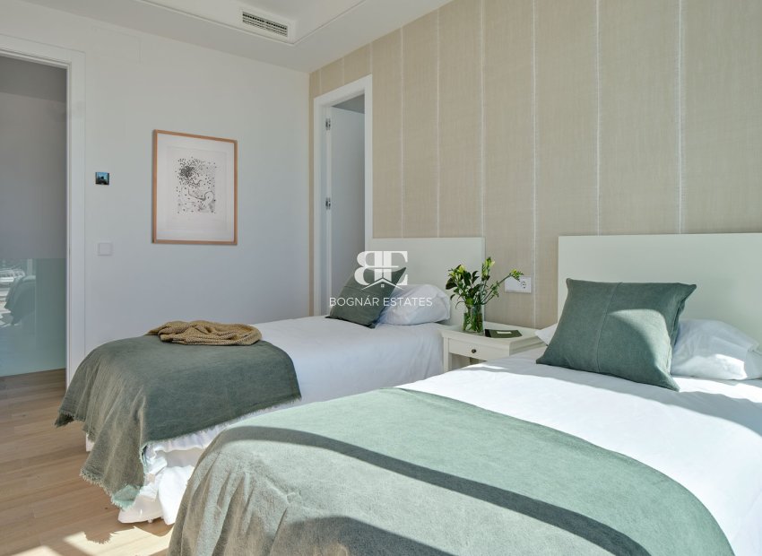 Resale - Villa -
Marbella - Sierra Blanca