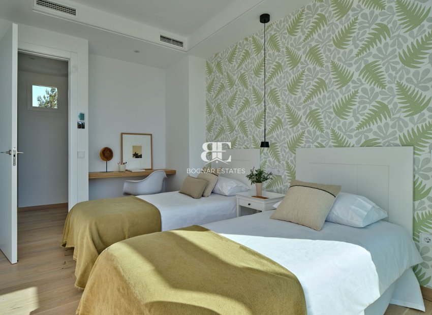 Resale - Villa -
Marbella - Sierra Blanca