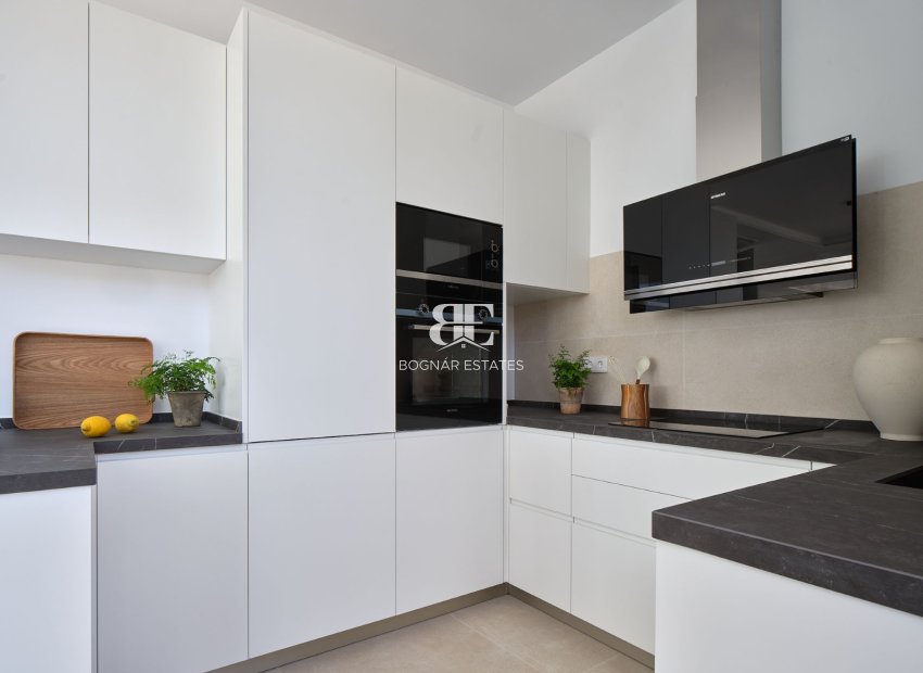 Resale - Villa -
Marbella - Sierra Blanca