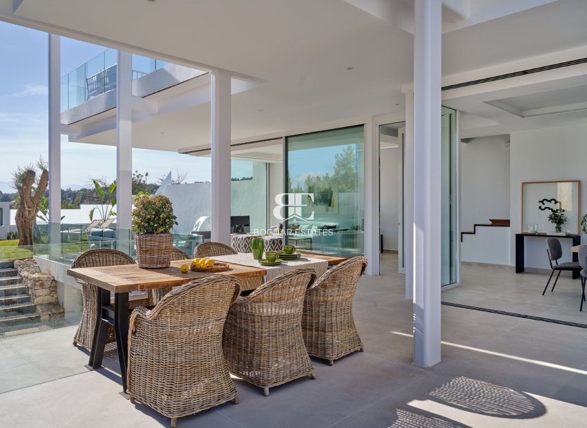 Resale - Villa -
Marbella - Sierra Blanca