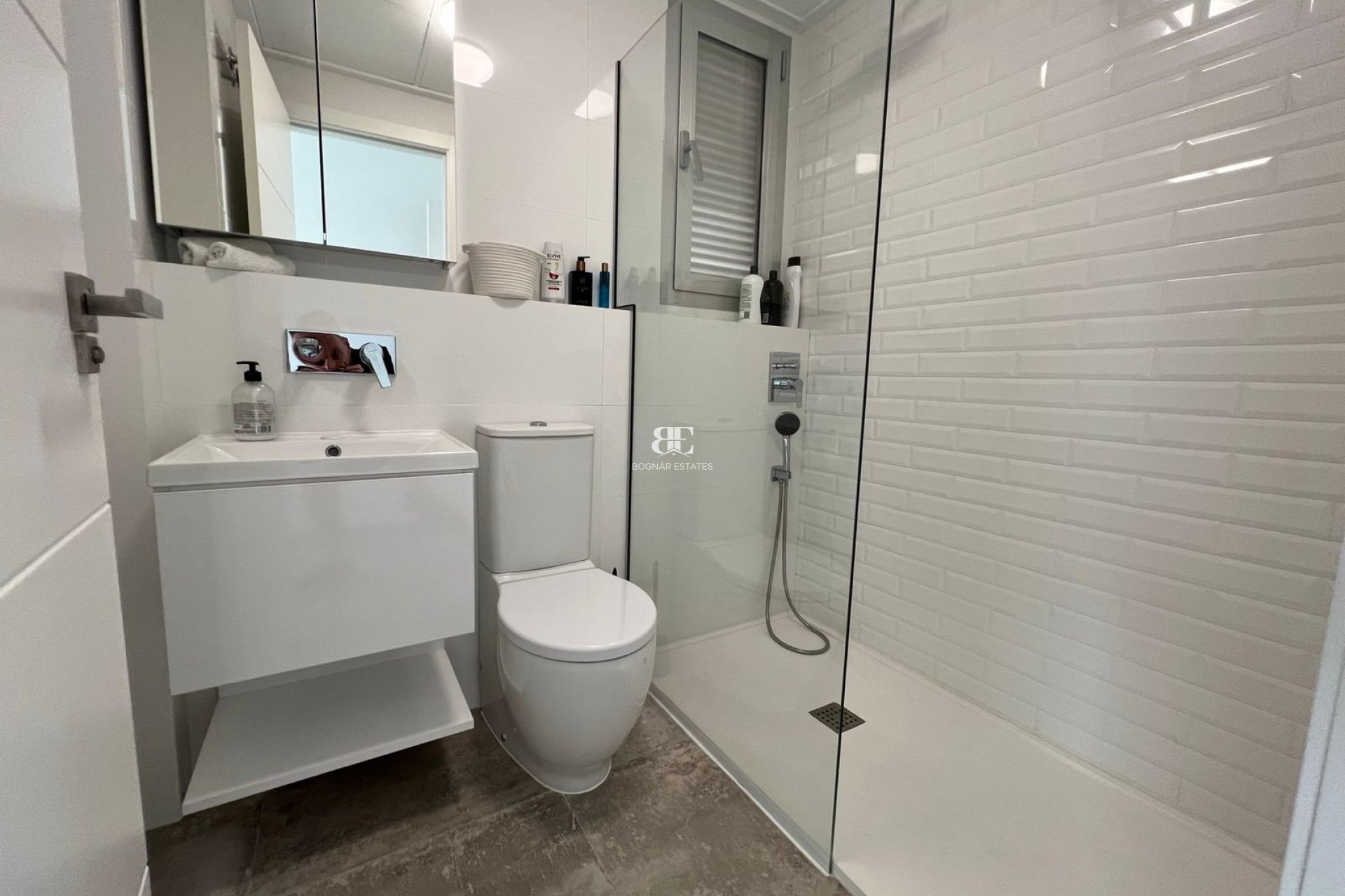 Resale - Villa -
Mil Palmeras - Costa Blanca