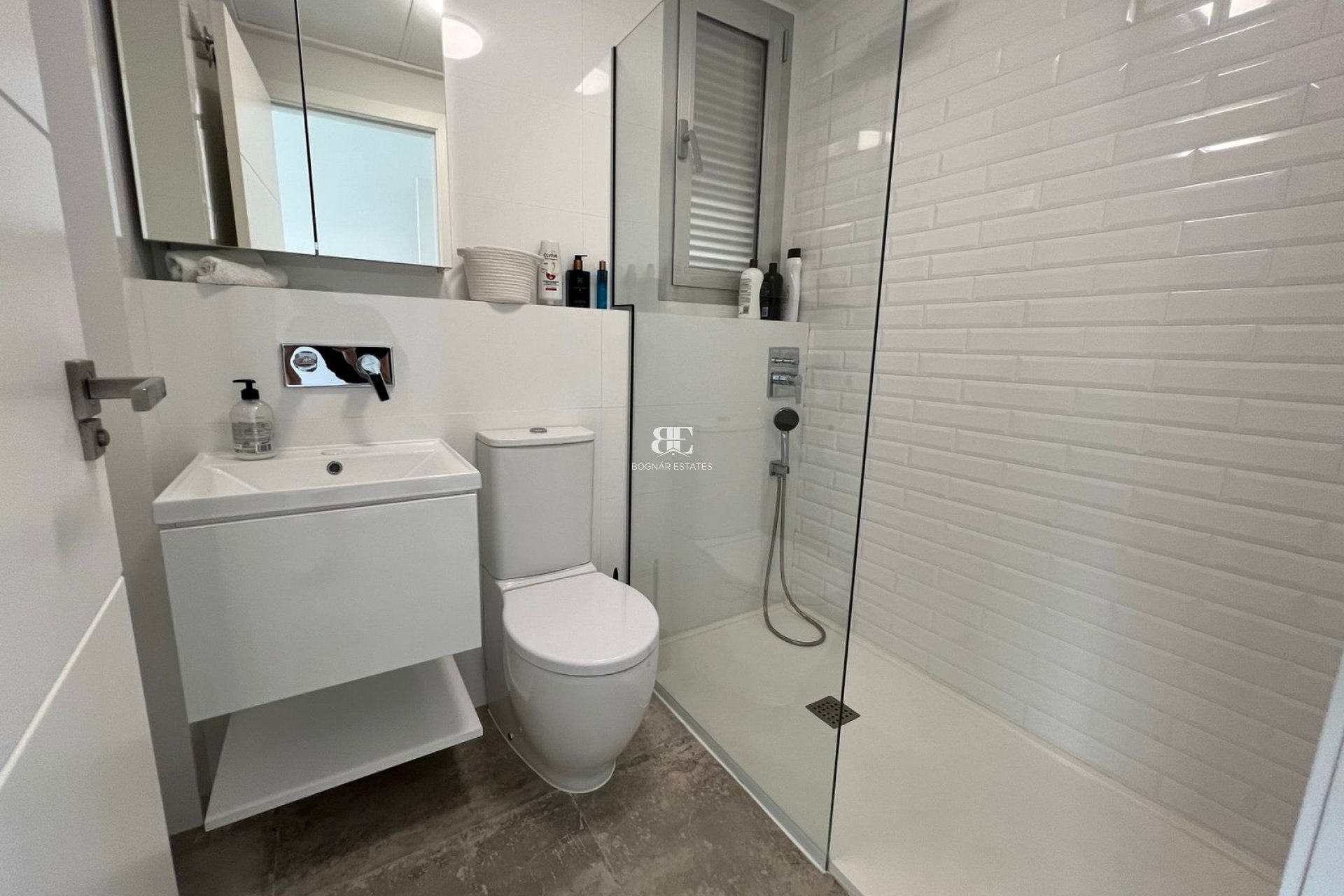 Resale - Villa -
Mil Palmeras - Costa Blanca