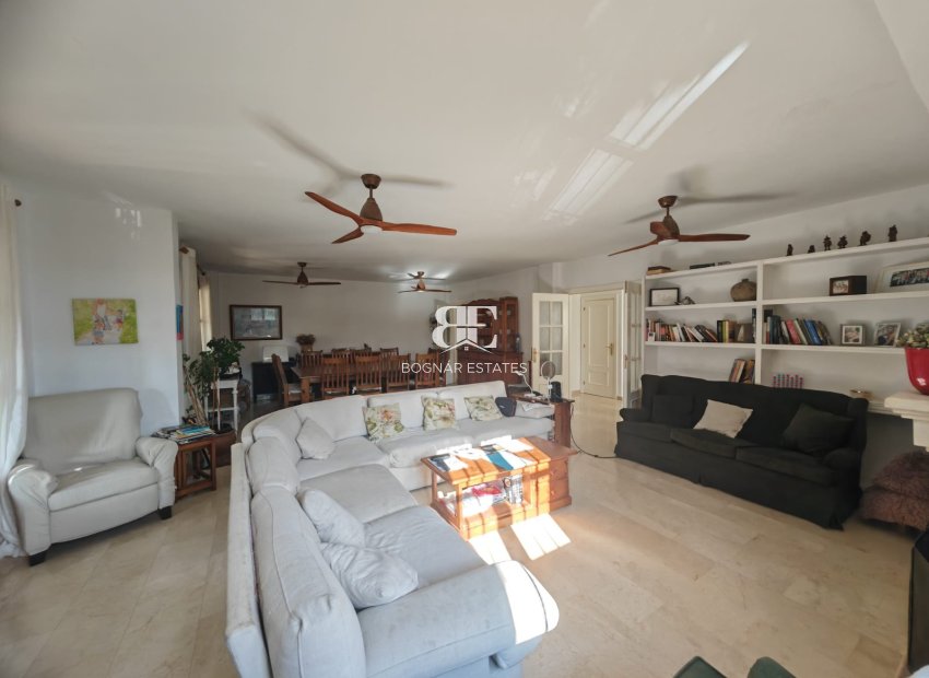 Resale - Villa -
Muchamiel - Bonalba