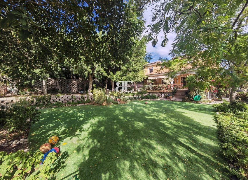 Resale - Villa -
Muchamiel - Bonalba