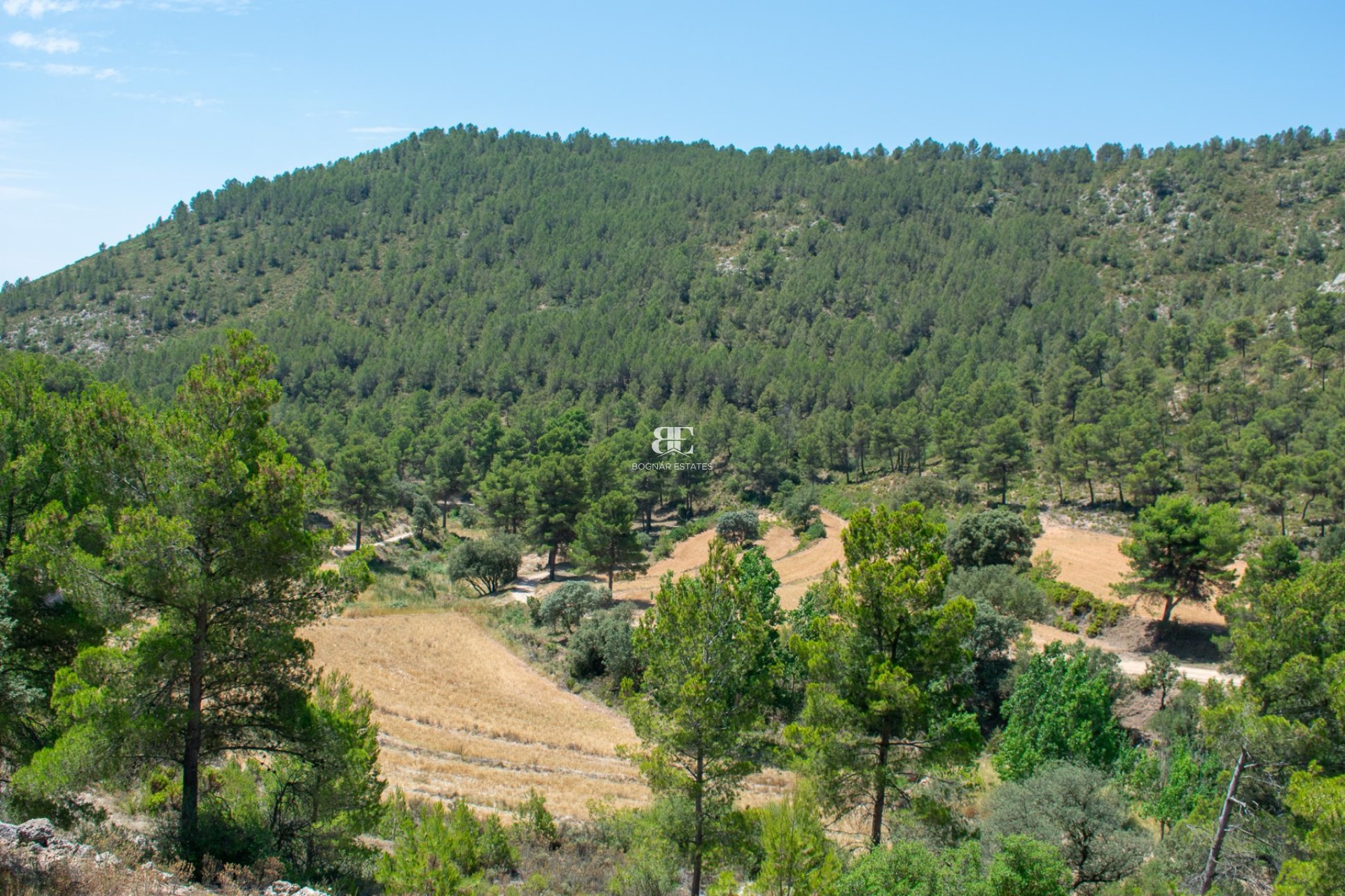 Resale - Villa -
Onil