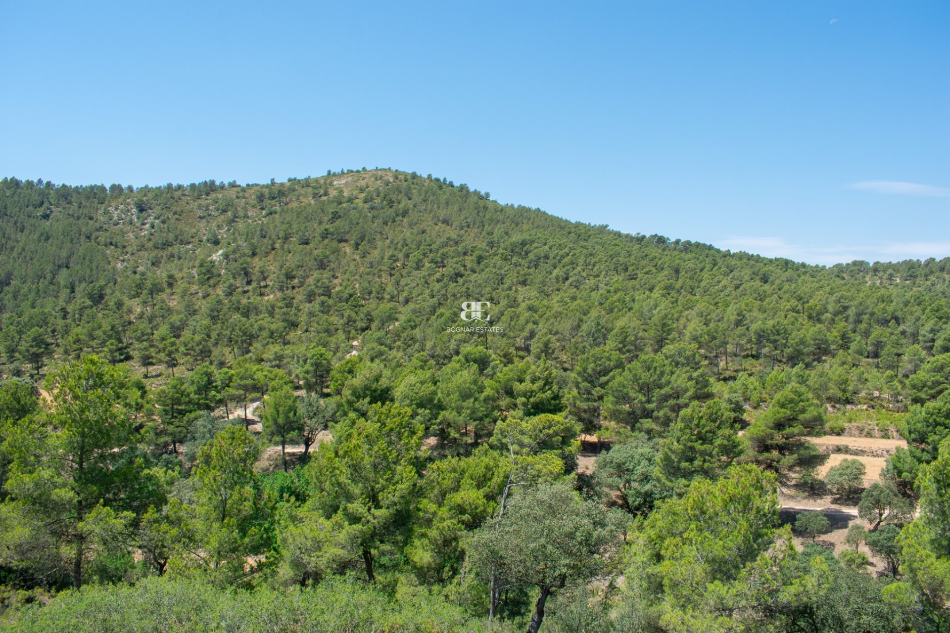 Resale - Villa -
Onil