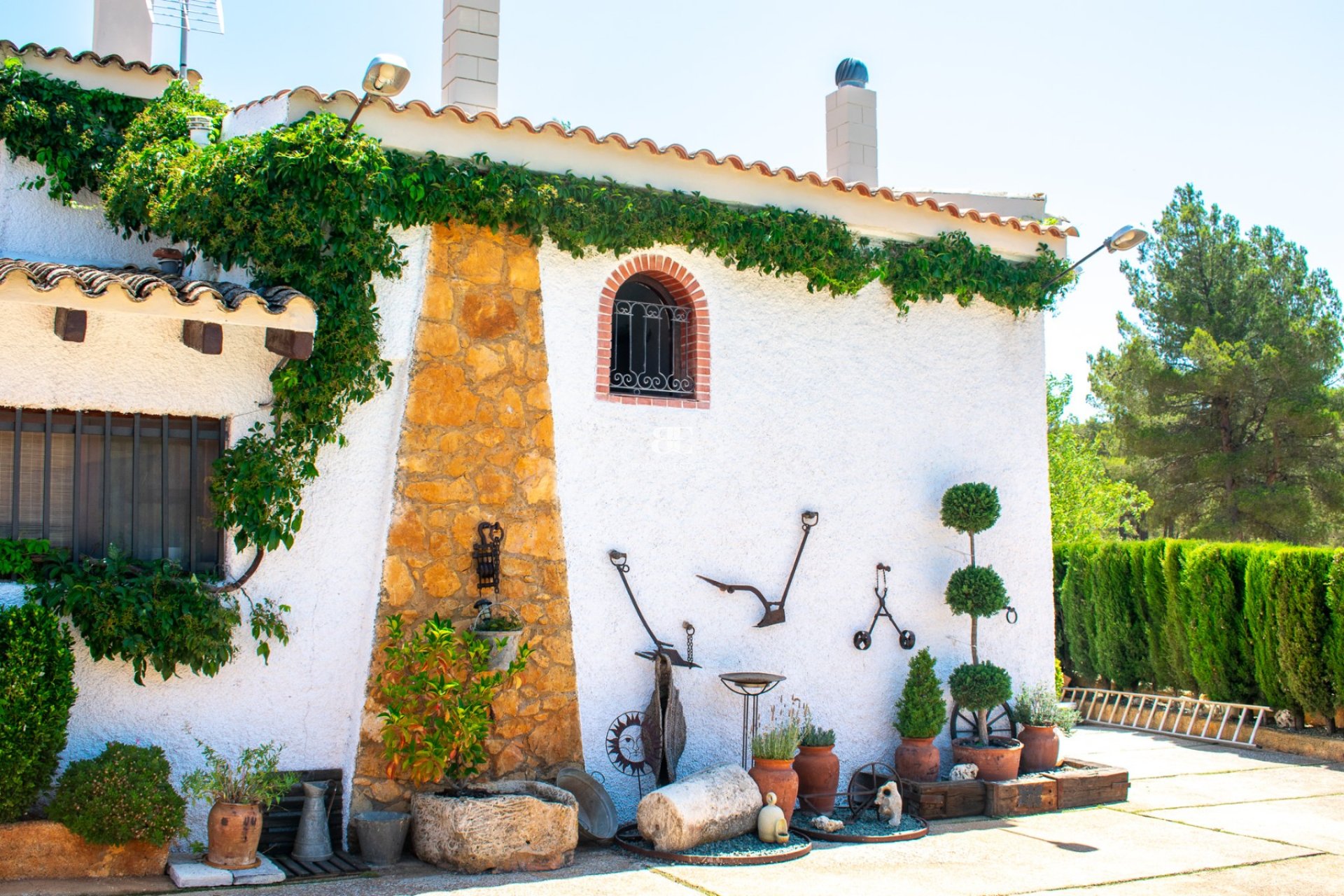 Resale - Villa -
Onil