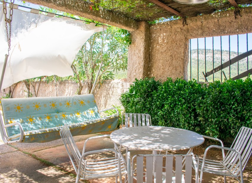 Resale - Villa -
Onil