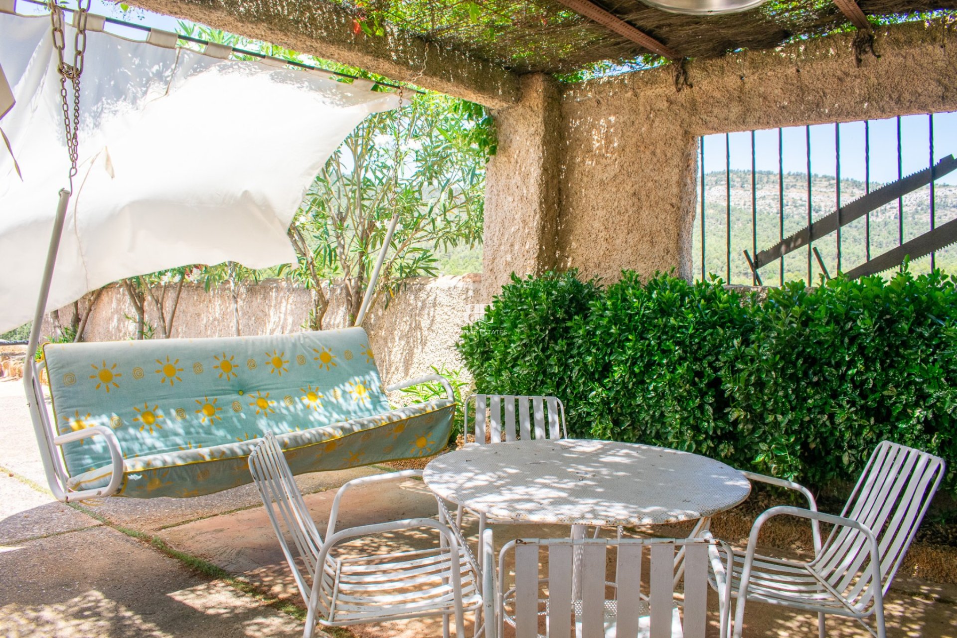 Resale - Villa -
Onil