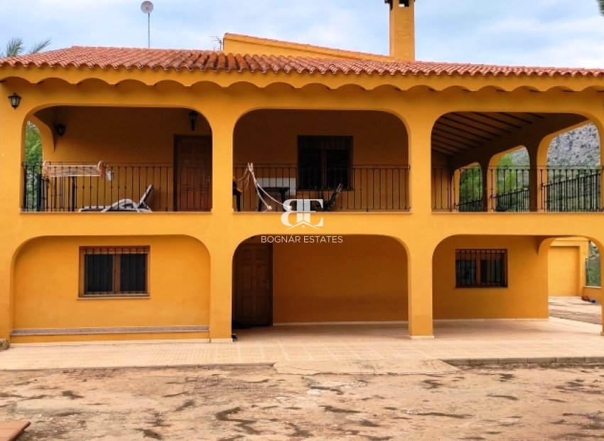 Resale - Villa -
Ontinyent