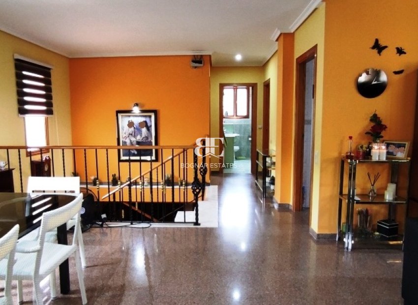 Resale - Villa -
Ontinyent