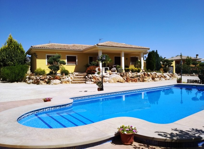Resale - Villa -
Ontinyent