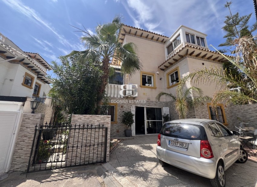 Resale - Villa -
Orihuela - Costa Blanca Sur