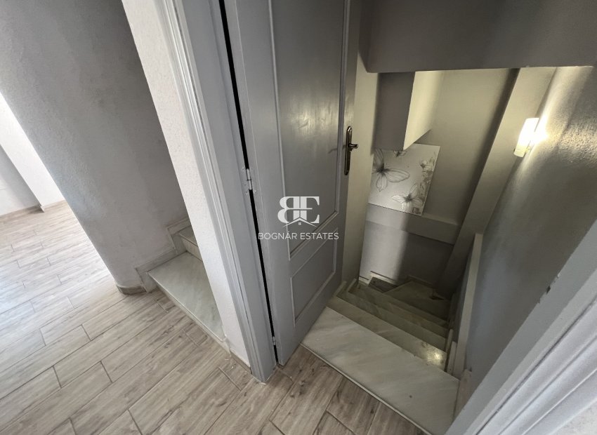 Resale - Villa -
Orihuela - Costa Blanca