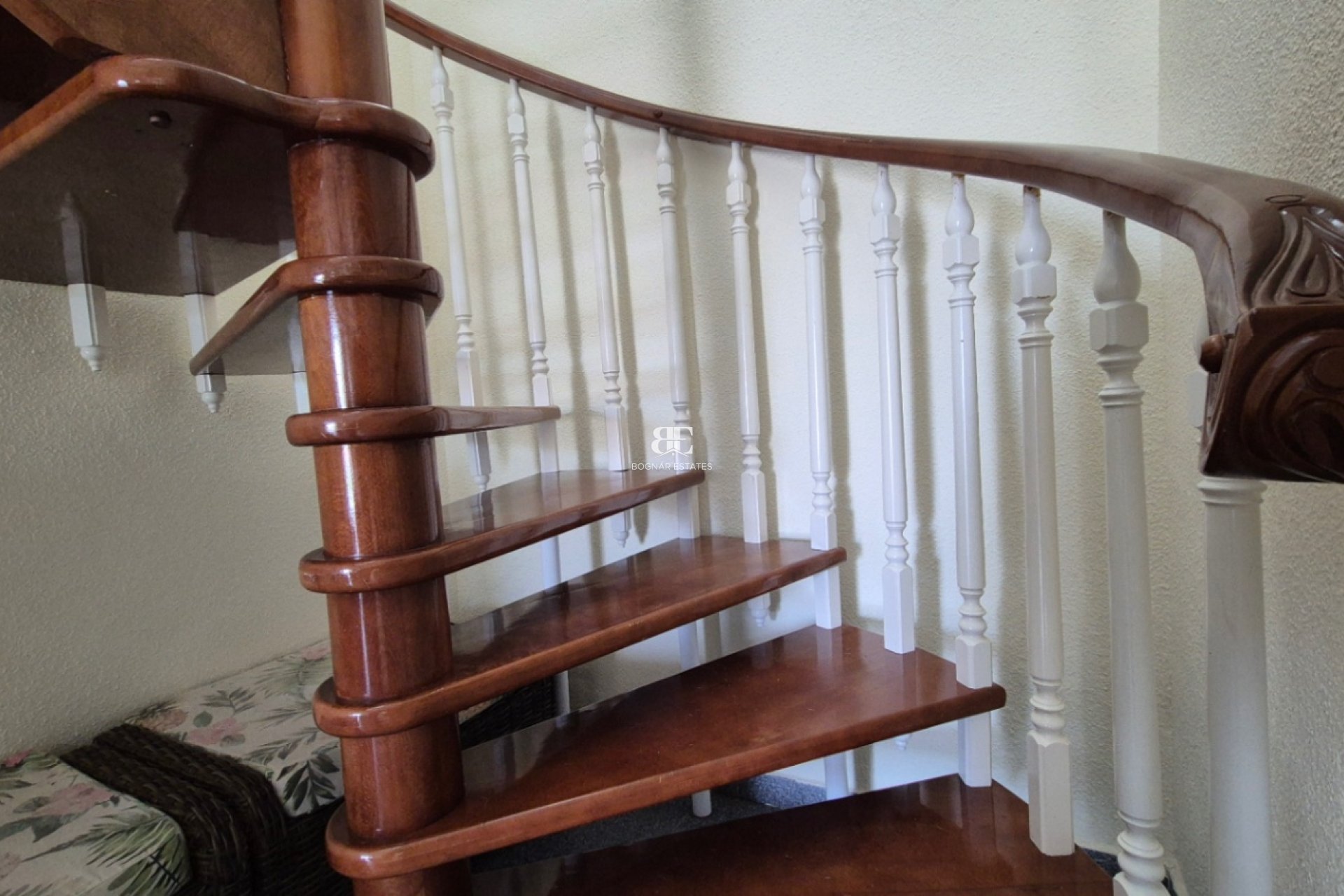 Resale - Villa -
Orihuela - Costa Blanca