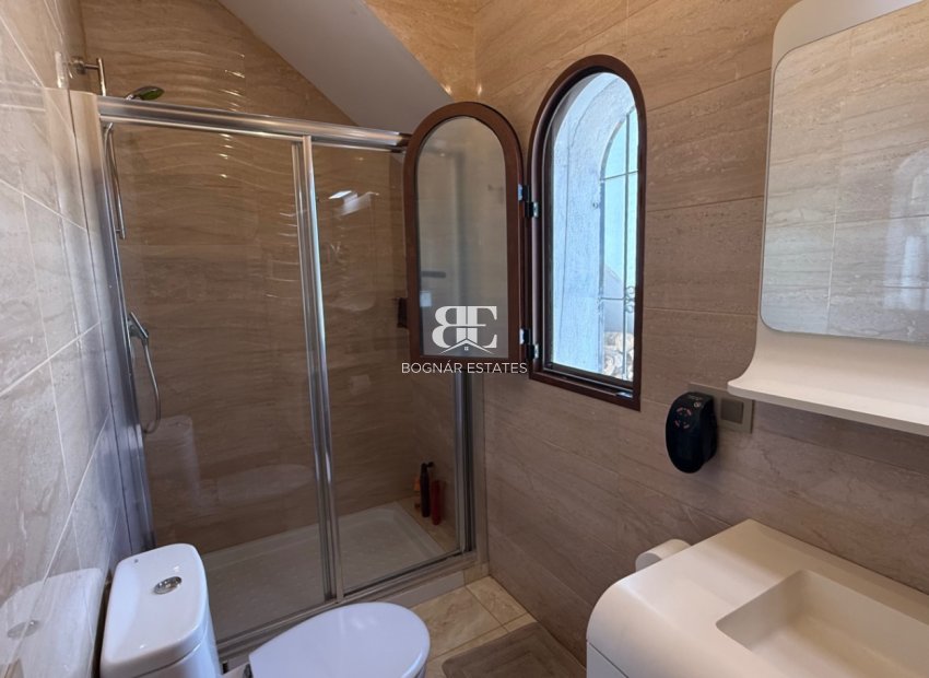 Resale - Villa -
Orihuela - Costa Blanca