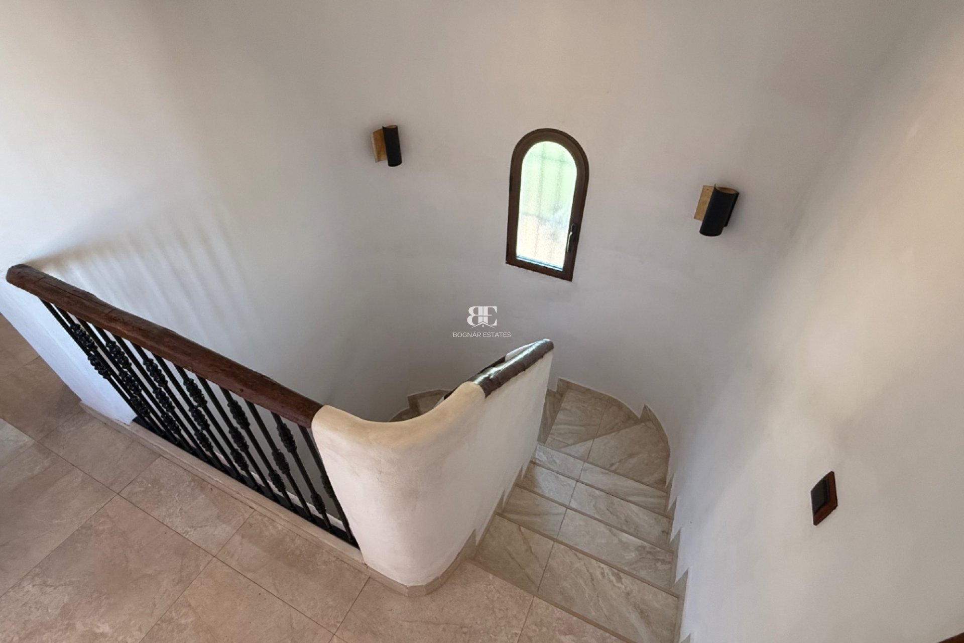 Resale - Villa -
Orihuela - Costa Blanca