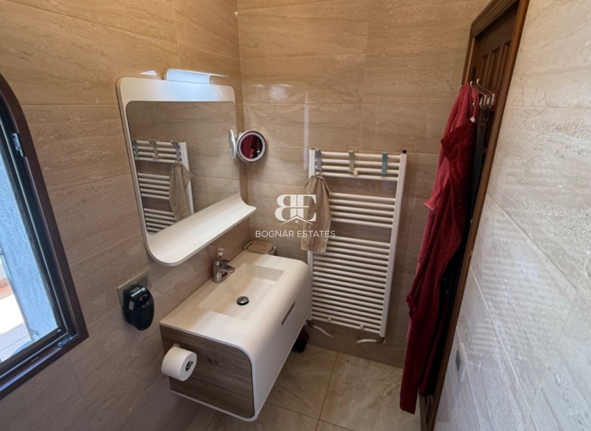 Resale - Villa -
Orihuela - Costa Blanca