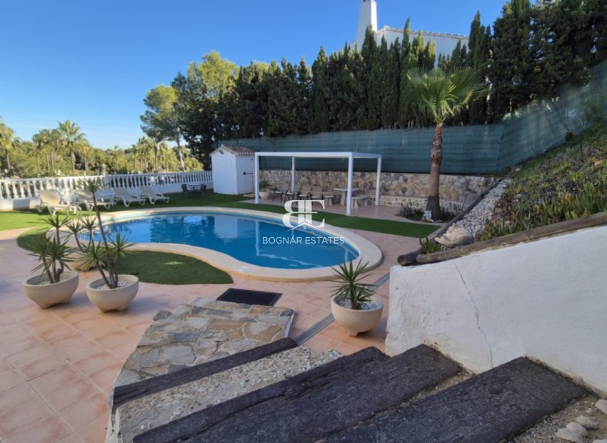 Resale - Villa -
Orihuela - Costa Blanca