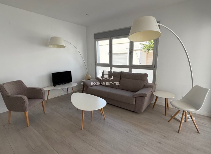 Resale - Villa -
Orihuela - Costa Blanca