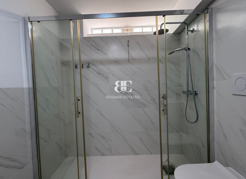 Resale - Villa -
Orihuela - Costa Blanca