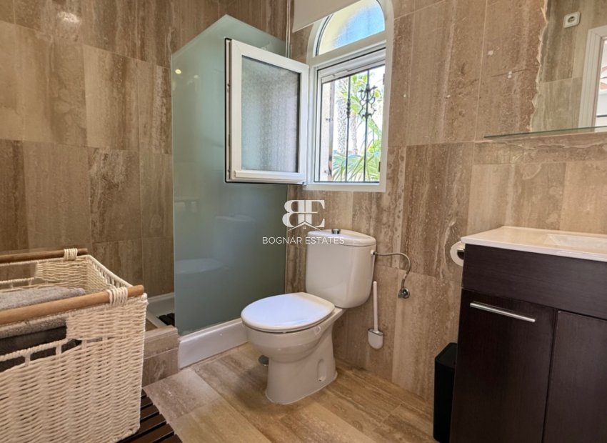 Resale - Villa -
Orihuela - Costa Blanca