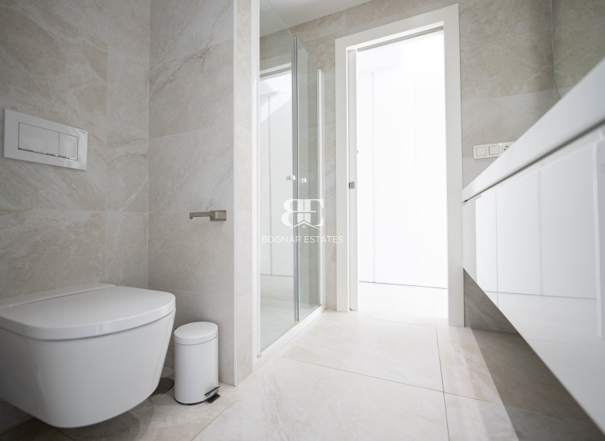 Resale - Villa -
Orihuela Costa - Cabo Roig