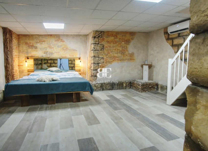 Resale - Villa -
Orihuela Costa - Costa Blanca