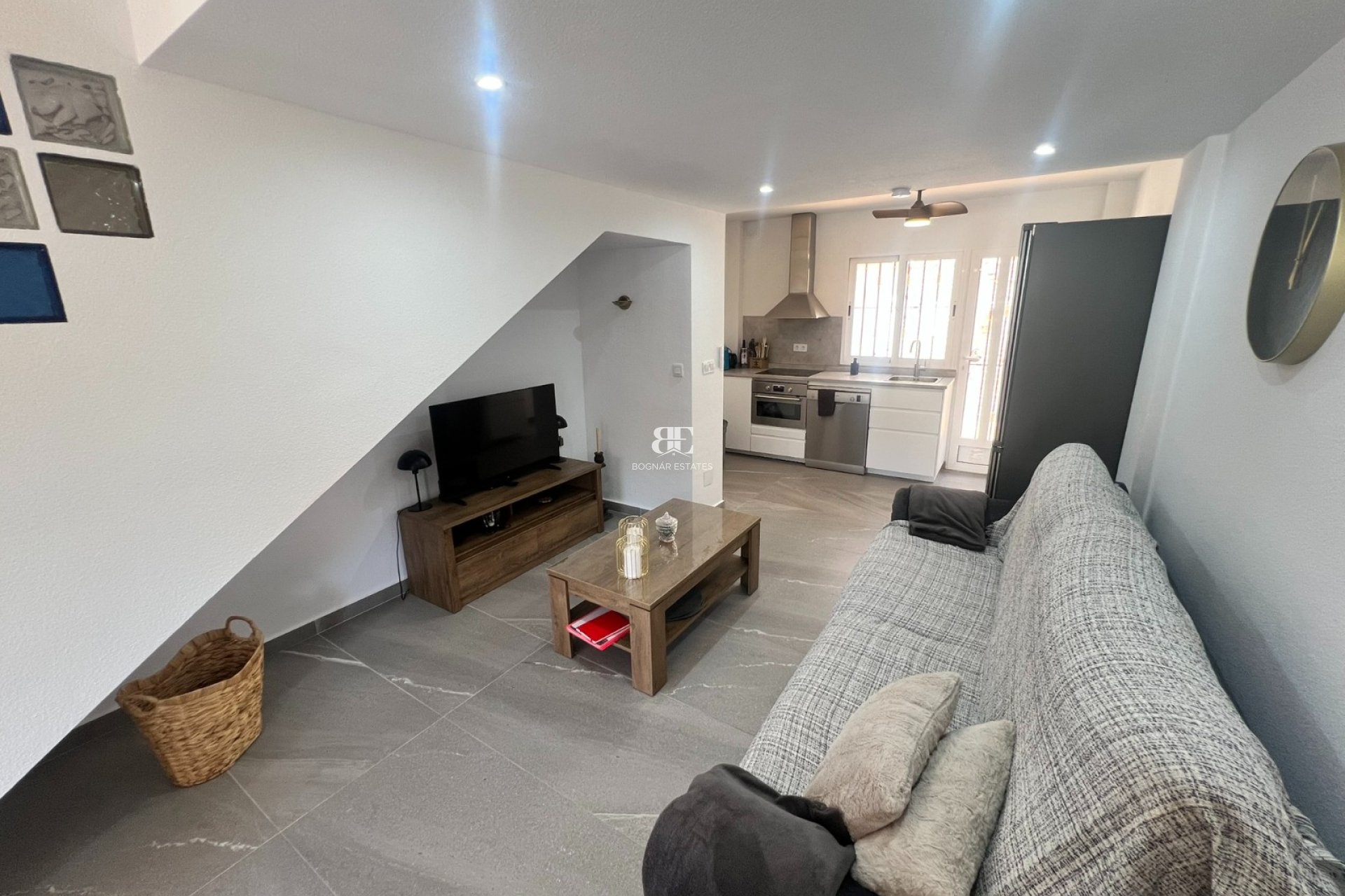 Resale - Villa -
Orihuela Costa - La Zenia