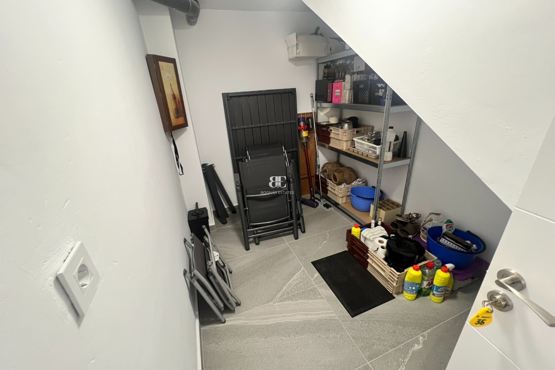 Resale - Villa -
Orihuela Costa - La Zenia
