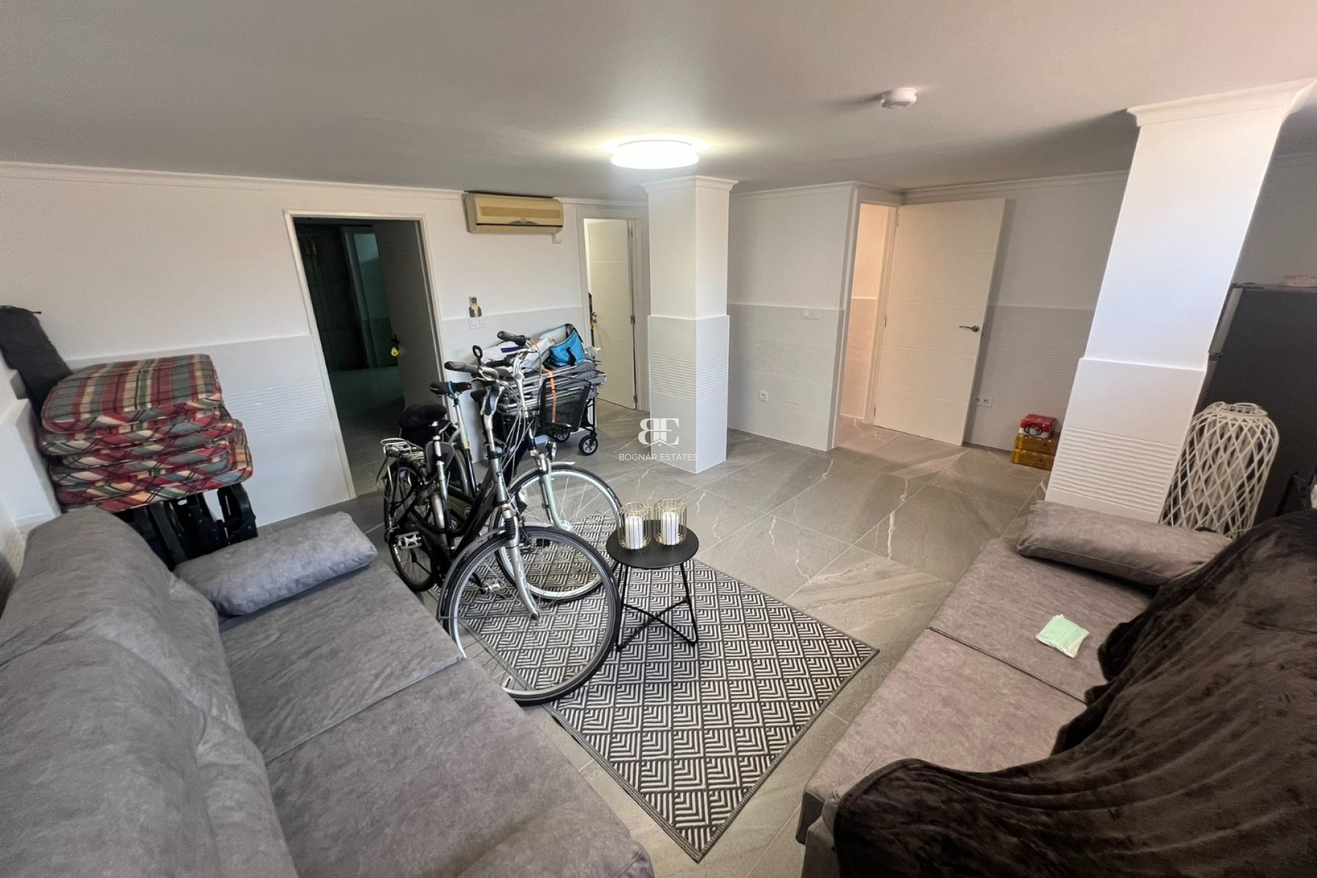 Resale - Villa -
Orihuela Costa - La Zenia