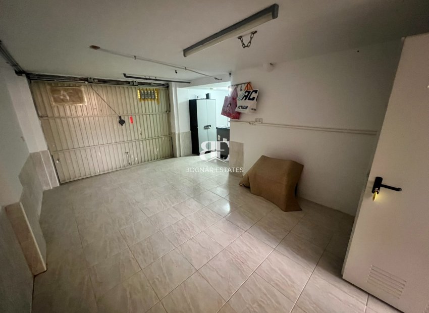 Resale - Villa -
Orihuela Costa - La Zenia