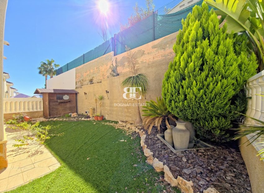 Resale - Villa -
Orihuela Costa - Las Filipinas