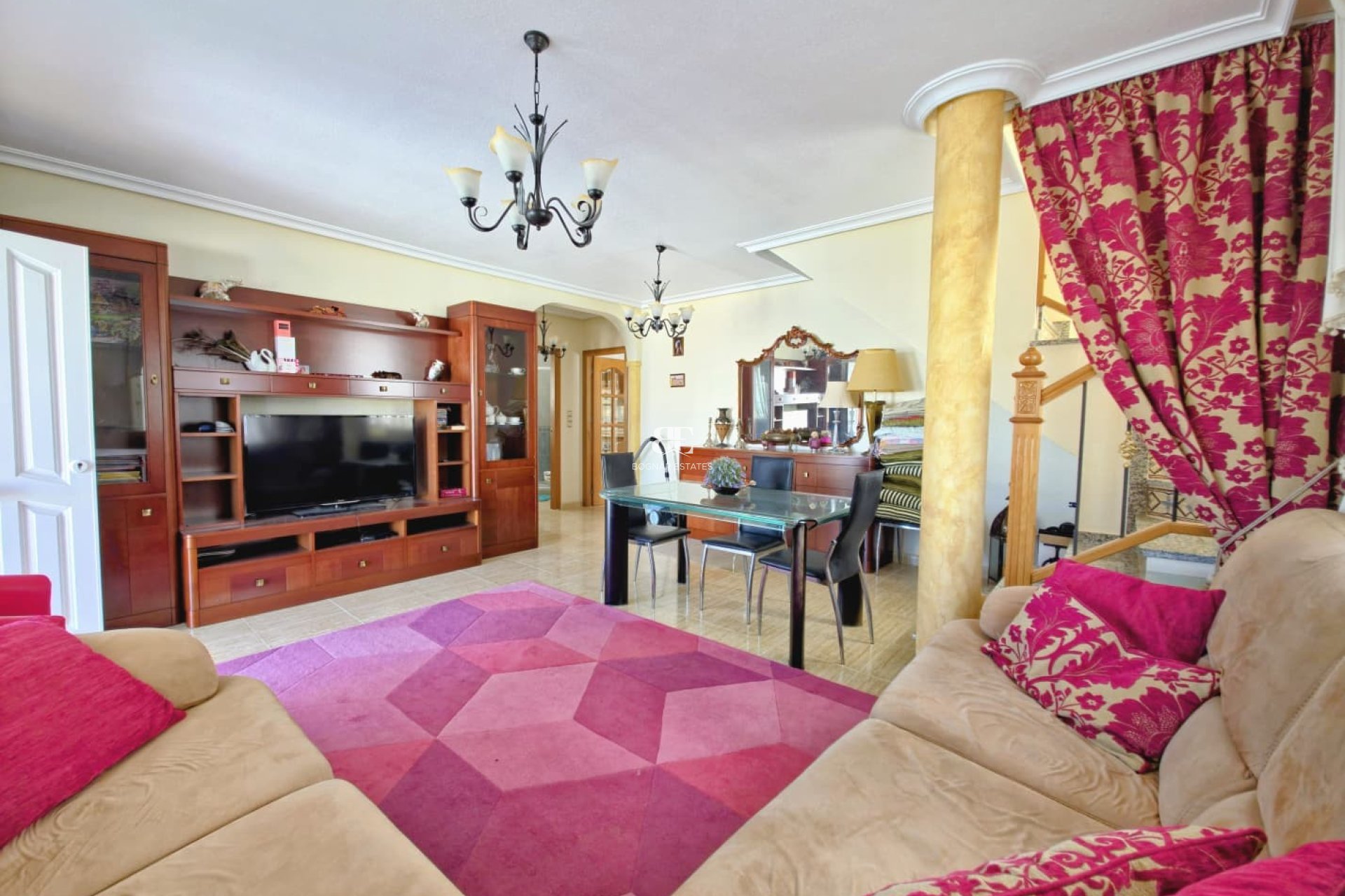 Resale - Villa -
Orihuela Costa - Las Filipinas