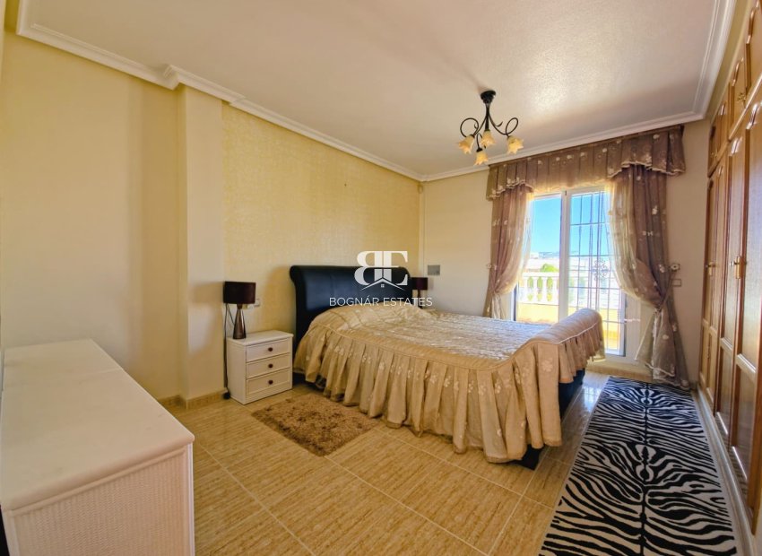 Resale - Villa -
Orihuela Costa - Las Filipinas