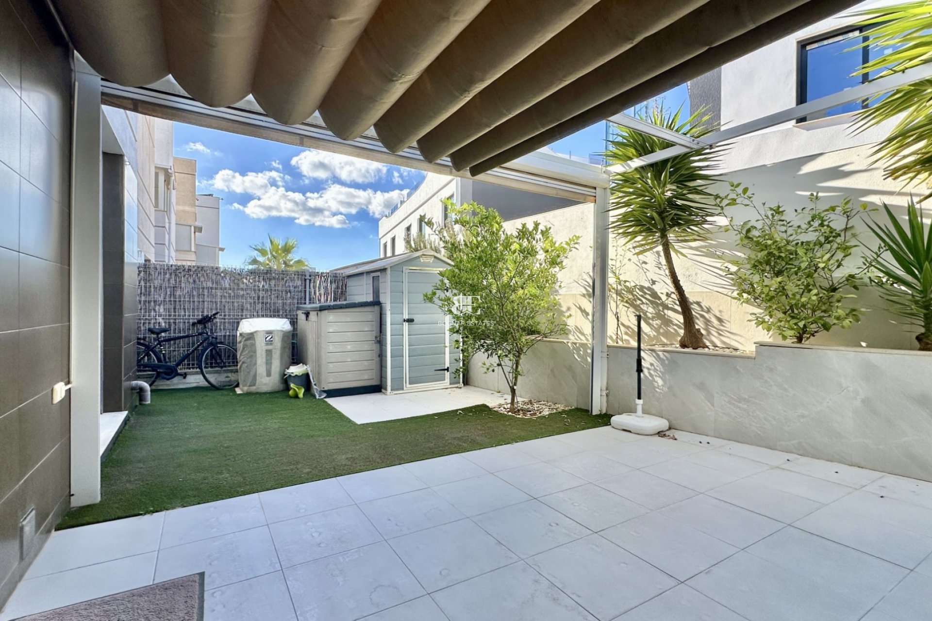 Resale - Villa -
Orihuela Costa - Lomas De Cabo Roig