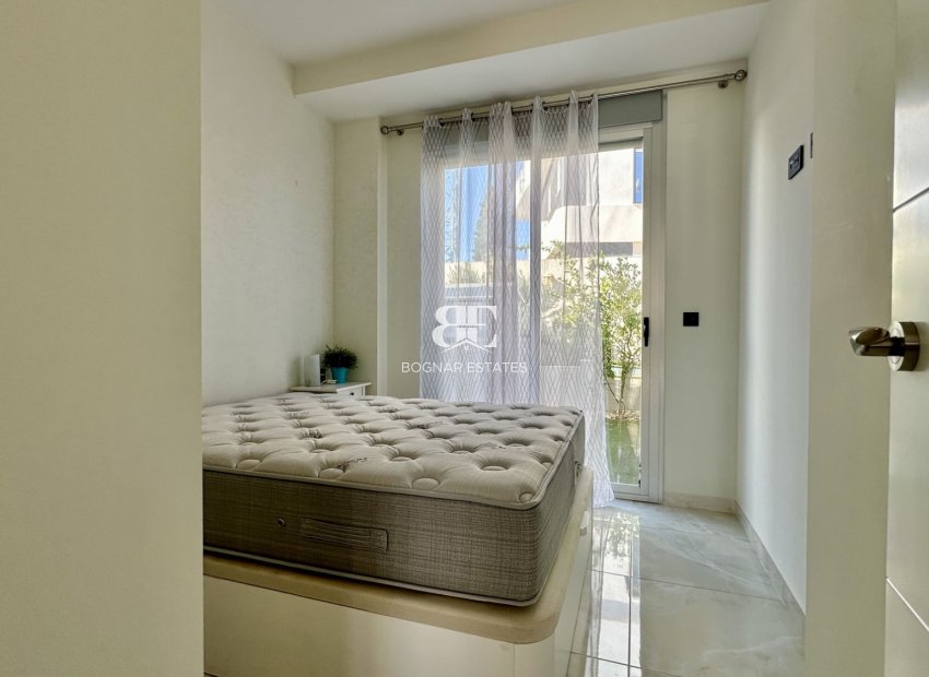 Resale - Villa -
Orihuela Costa - Lomas De Cabo Roig