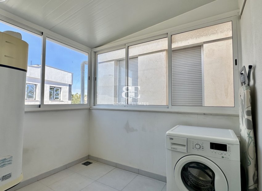 Resale - Villa -
Orihuela Costa - Lomas De Cabo Roig