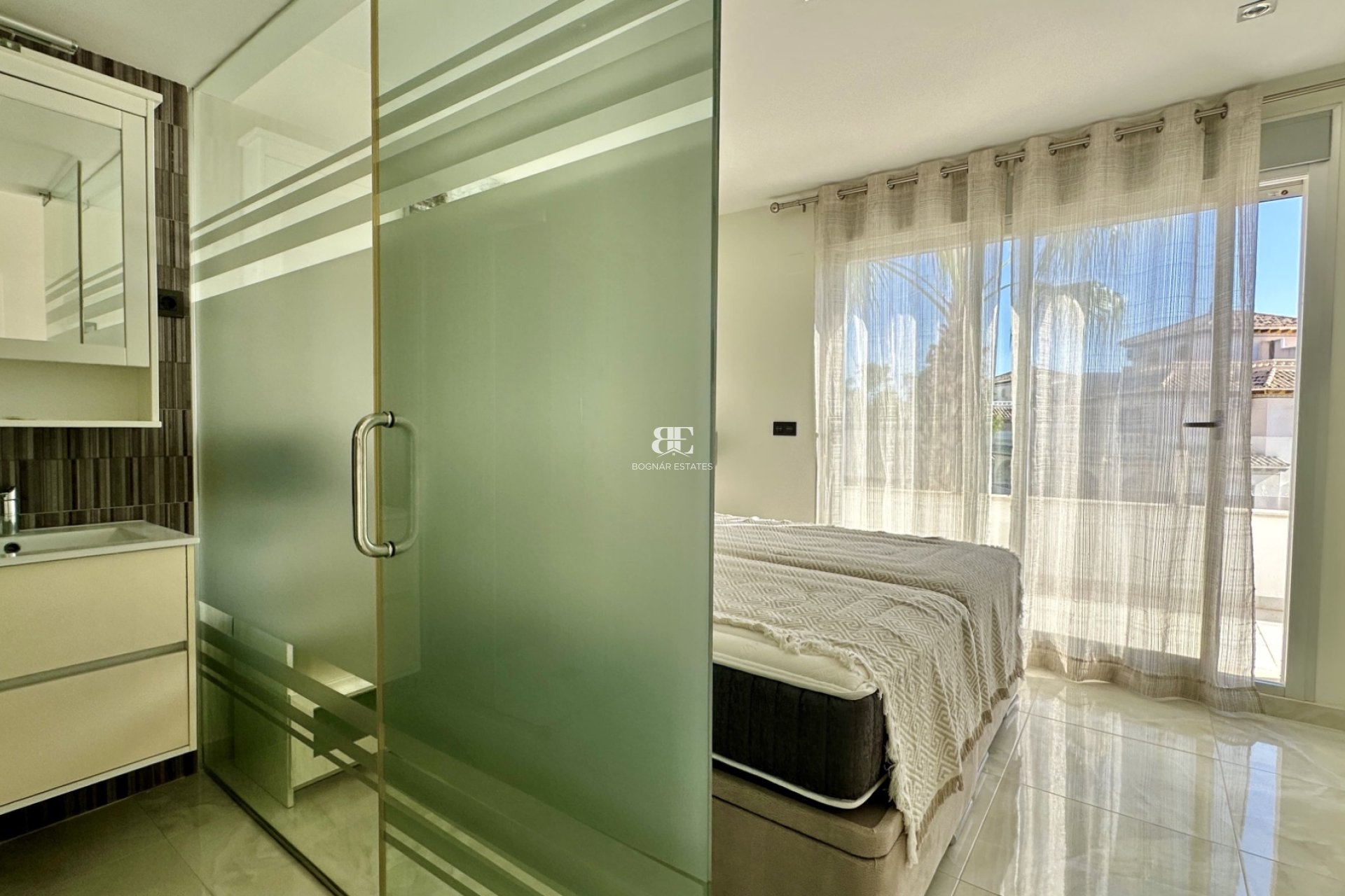 Resale - Villa -
Orihuela Costa - Lomas De Cabo Roig