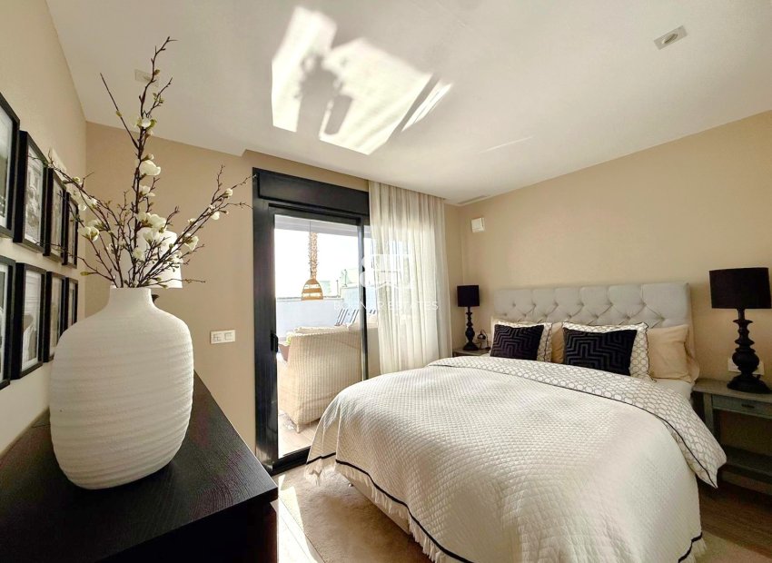 Resale - Villa -
Orihuela Costa - Lomas De Cabo Roig