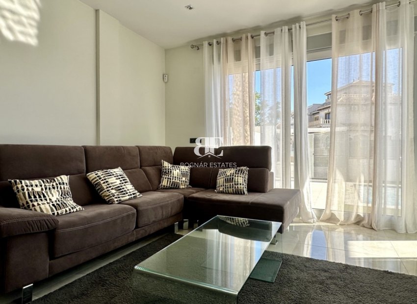 Resale - Villa -
Orihuela Costa - Lomas De Cabo Roig