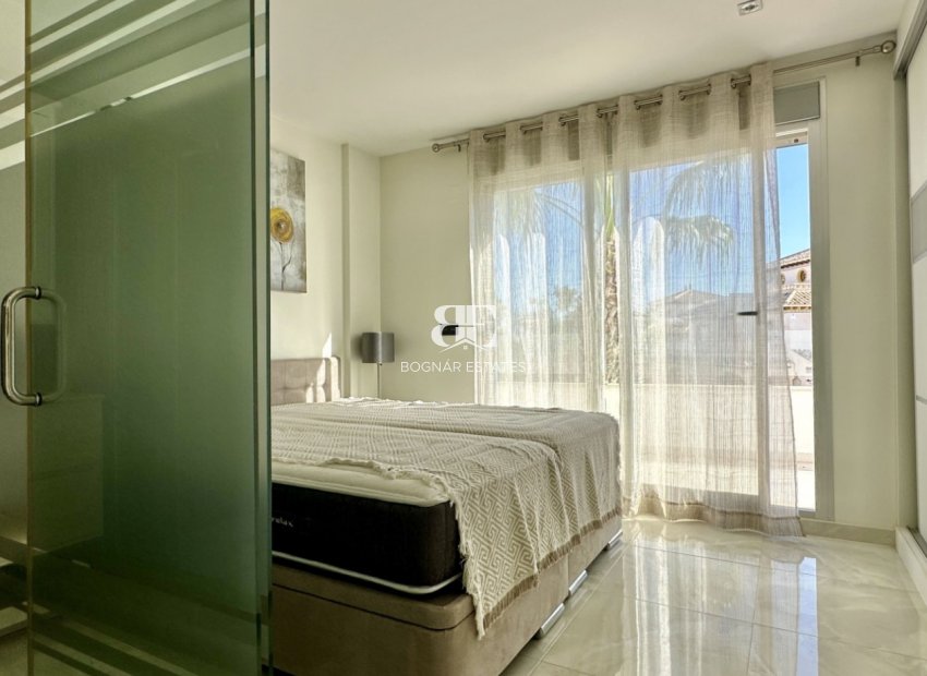 Resale - Villa -
Orihuela Costa - Lomas De Cabo Roig