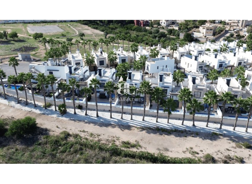 Resale - Villa -
Orihuela Costa - Lomas De Cabo Roig