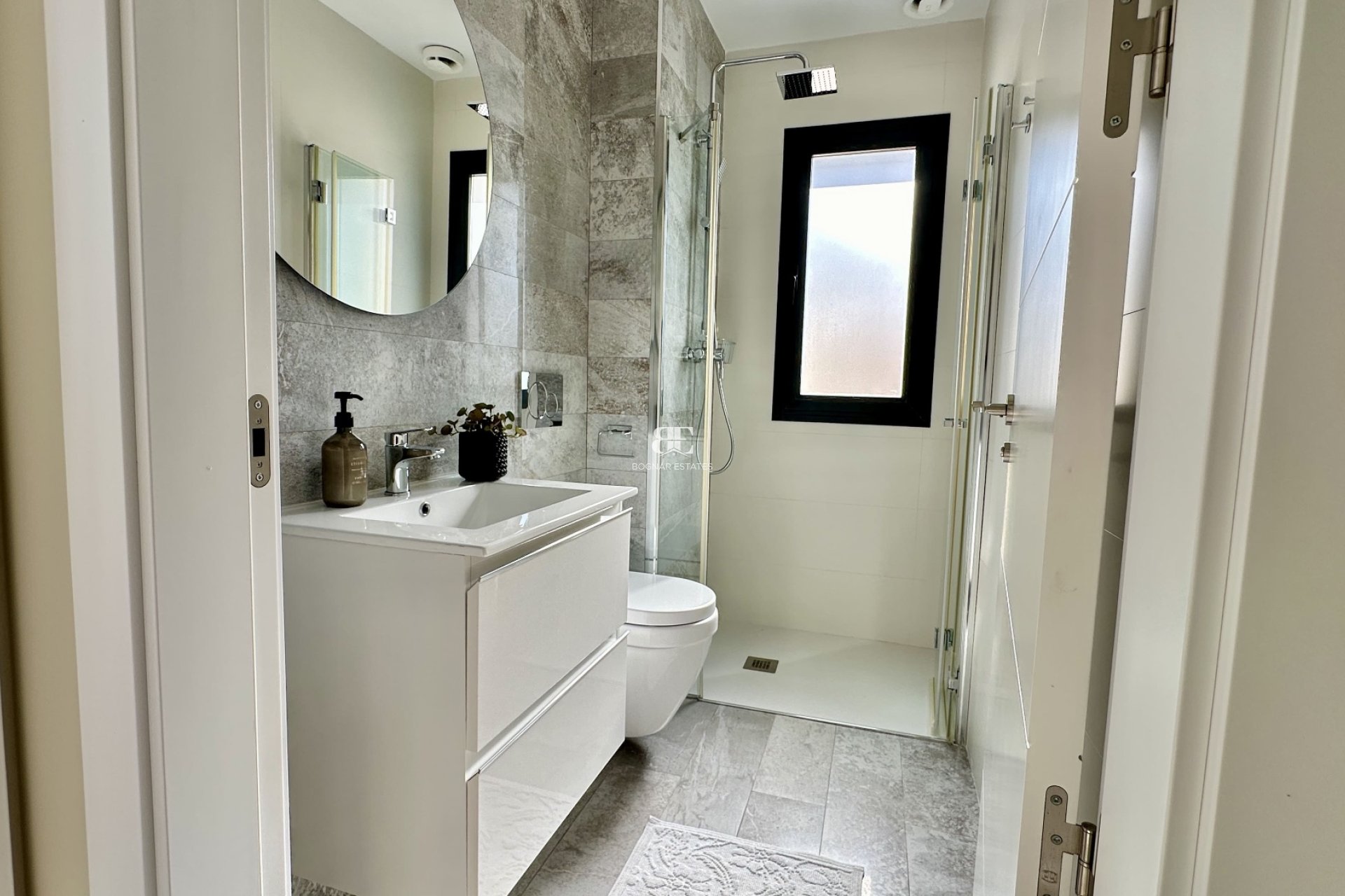 Resale - Villa -
Orihuela Costa - Lomas De Cabo Roig