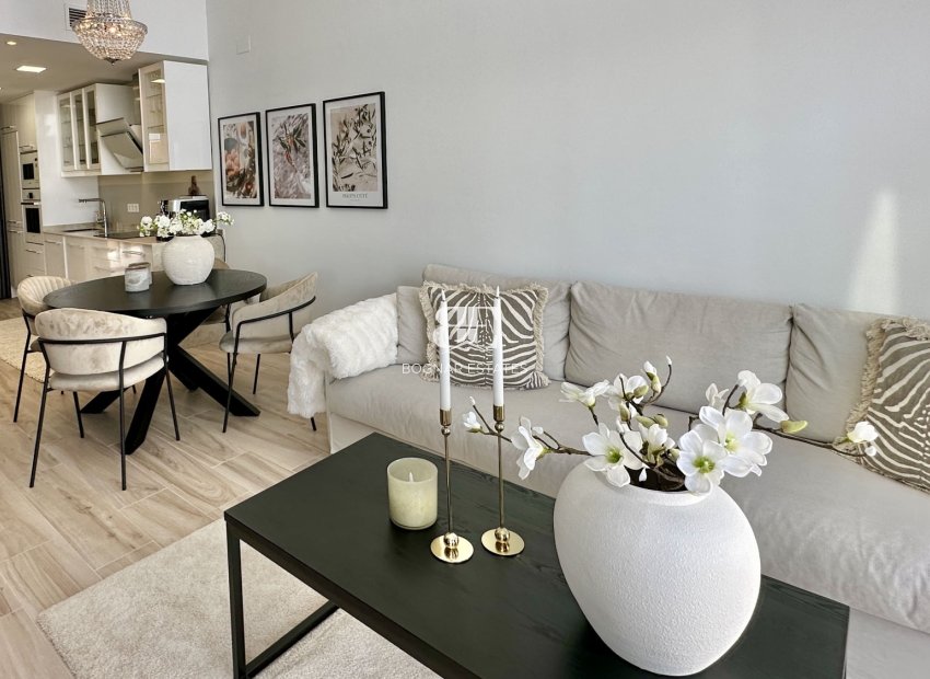 Resale - Villa -
Orihuela Costa - Lomas De Cabo Roig