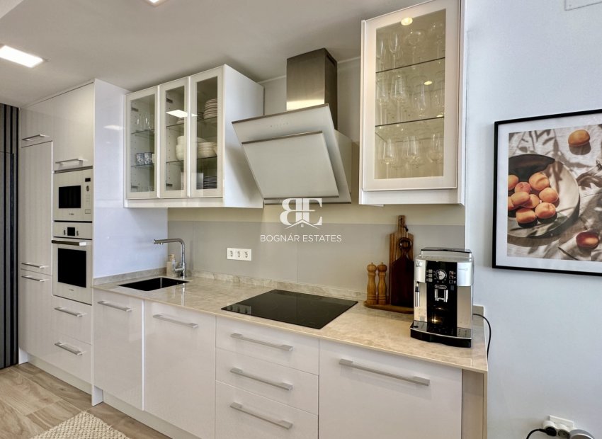 Resale - Villa -
Orihuela Costa - Lomas De Cabo Roig