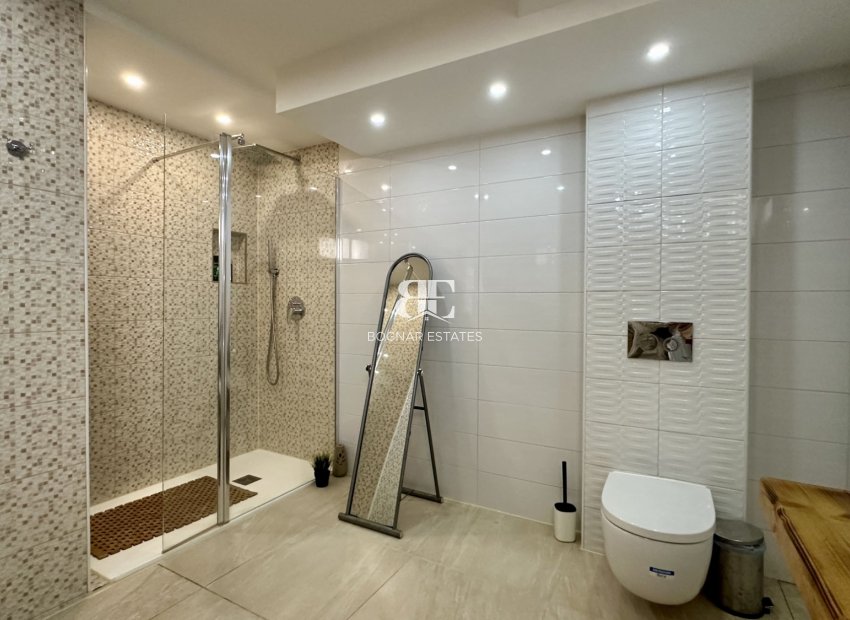 Resale - Villa -
Orihuela Costa - Los Altos